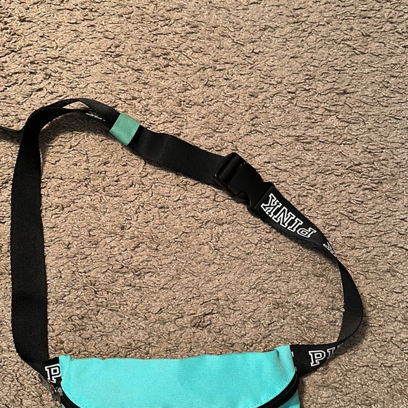 Victoria’s Secret PINK Fanny Pack Belt Bag Mint Aqua adjustable buckle strap - Picture 6 of 12
